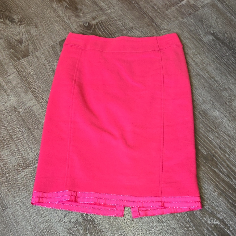 H&M Vibrant Pink Pencil Skirt